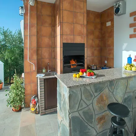 Rancho Nicolas Villa